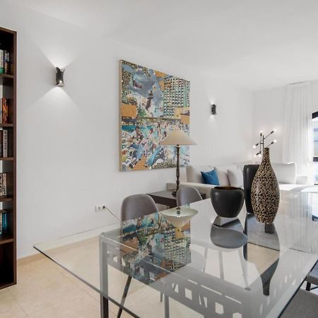 Apartamento De 2 Dormitorios En Playas Del Duque Marbella Buitenkant foto