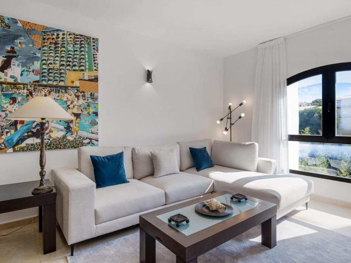 Apartamento De 2 Dormitorios En Playas Del Duque Marbella Buitenkant foto