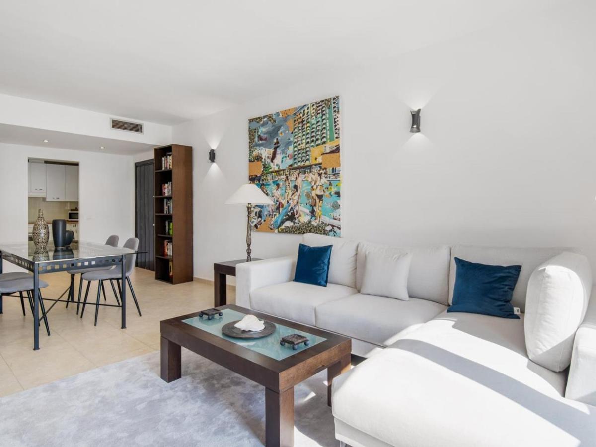 Apartamento De 2 Dormitorios En Playas Del Duque Marbella Buitenkant foto