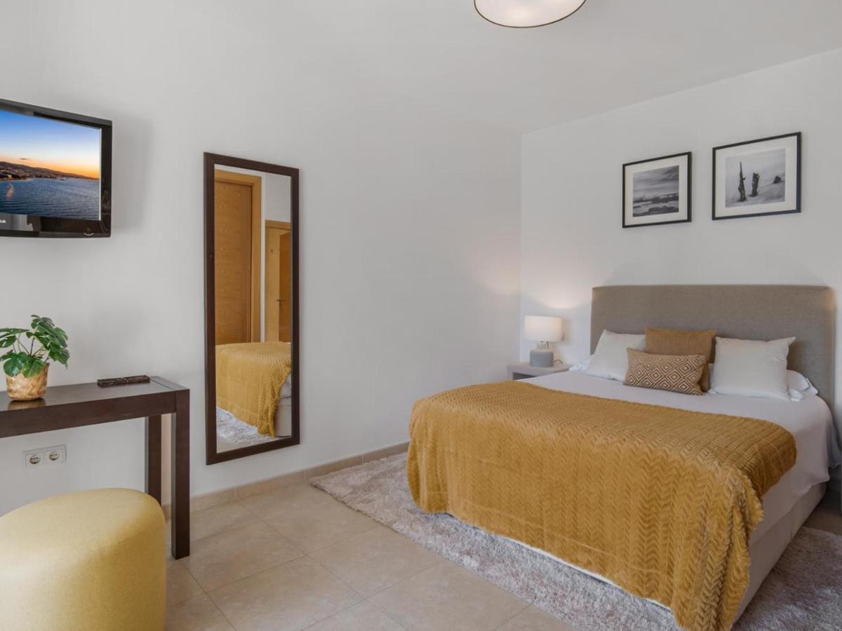 Apartamento De 2 Dormitorios En Playas Del Duque Marbella Buitenkant foto