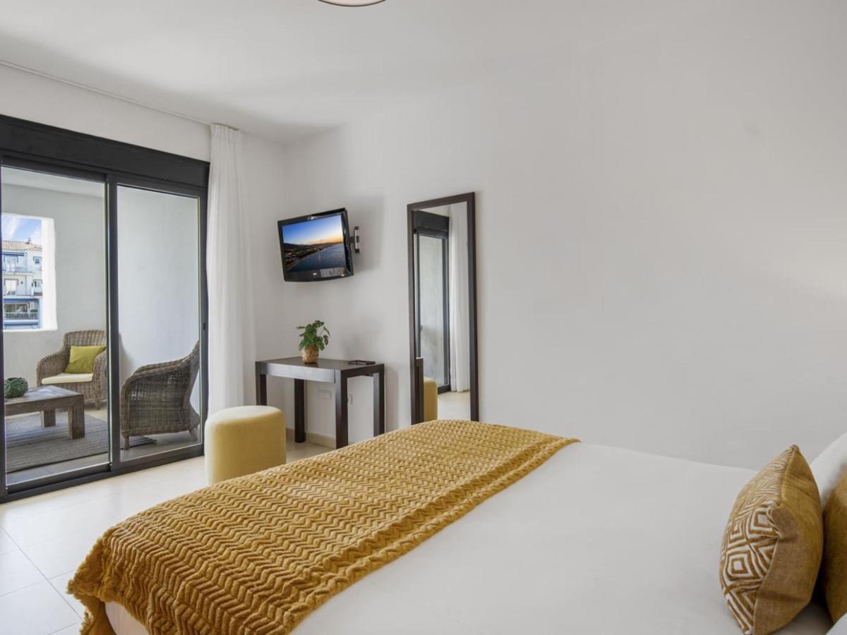 Apartamento De 2 Dormitorios En Playas Del Duque Marbella Buitenkant foto