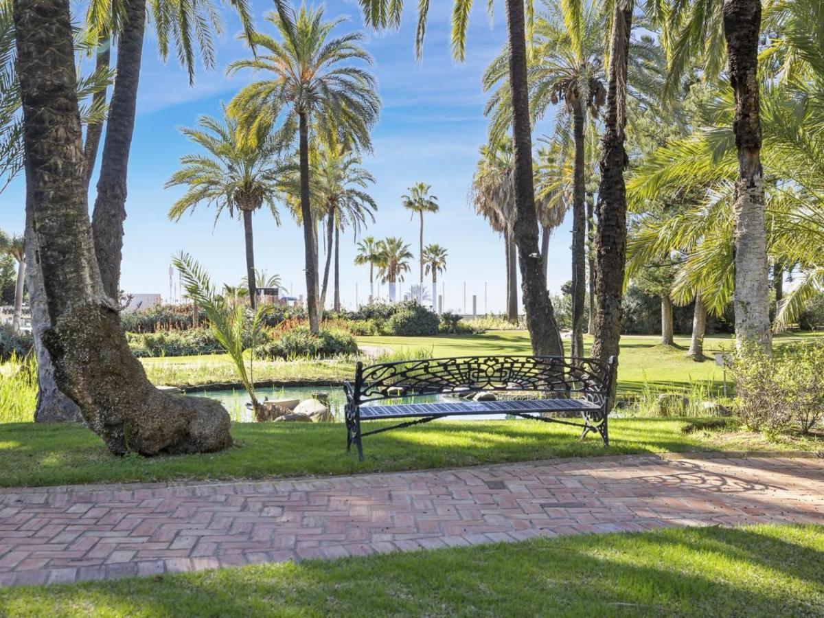 Apartamento De 2 Dormitorios En Playas Del Duque Marbella Buitenkant foto