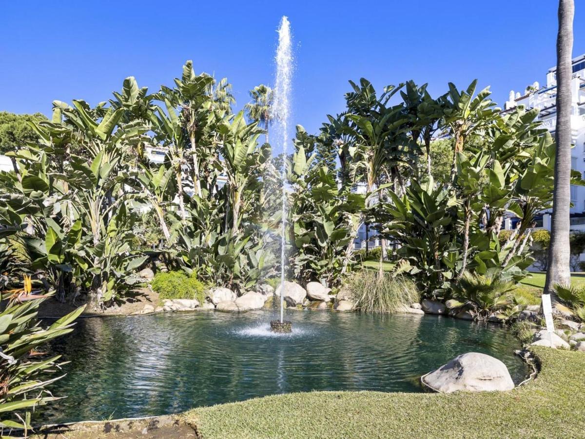 Apartamento De 2 Dormitorios En Playas Del Duque Marbella Buitenkant foto